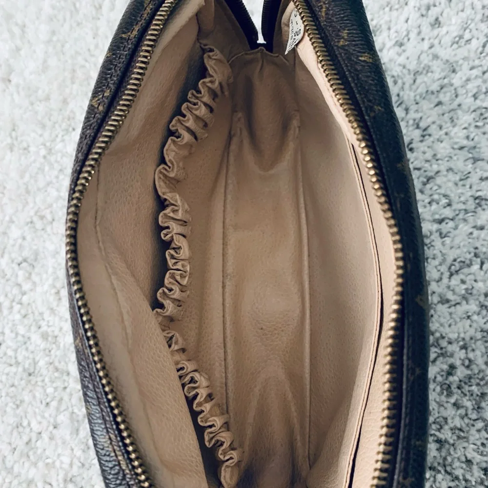 Louis Vuitton Trousse 28 - Picture 6 of 10